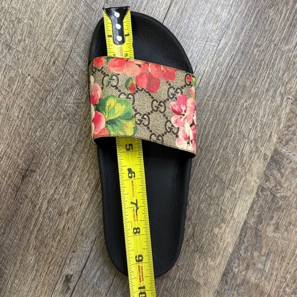 🌸 Gucci GG Blooms Supreme Slide Sandals | Floral Canvas Logo Slides - Picture 14 of 16